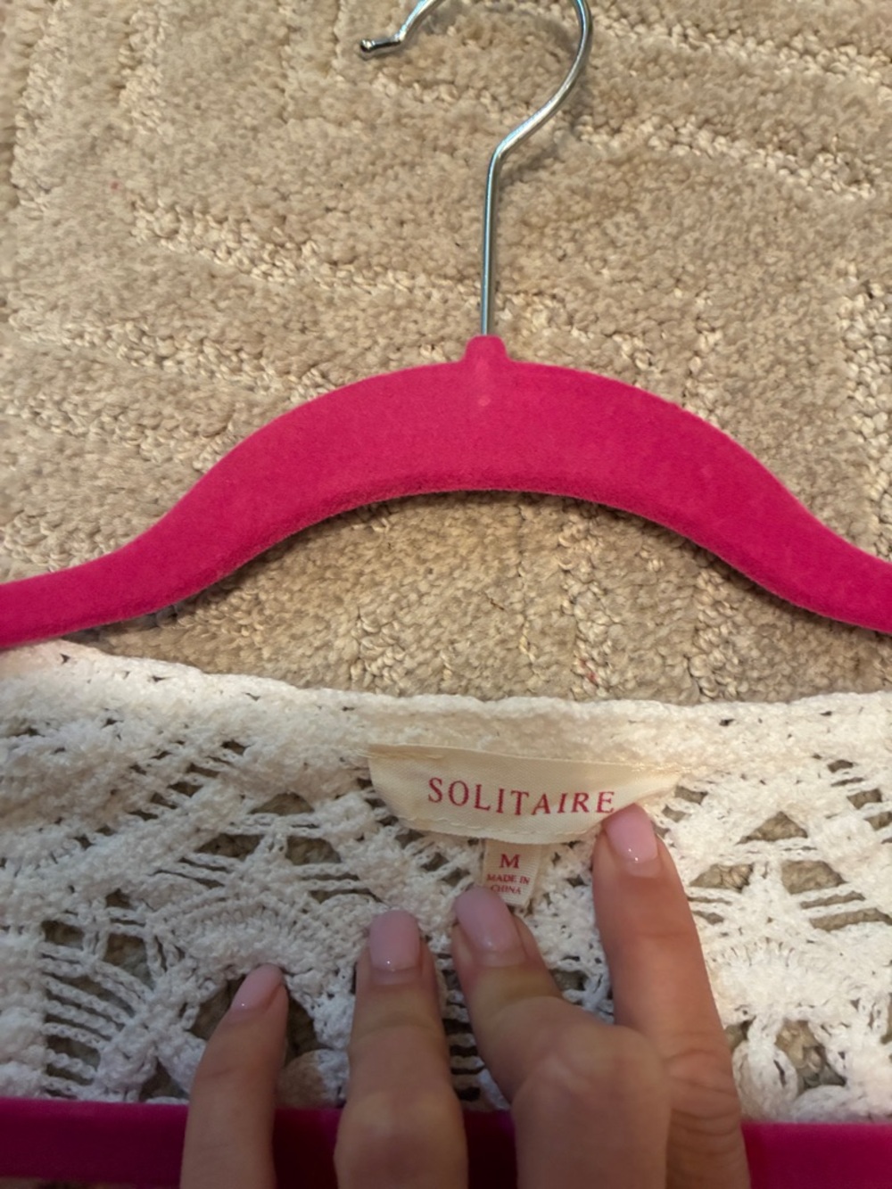Solitaire White Crochet Lace Scoop Neck Top - Picture 2 of 3